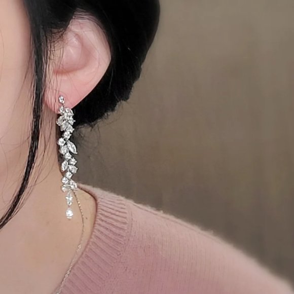 Wedding Earrings - Picture 1 of 2